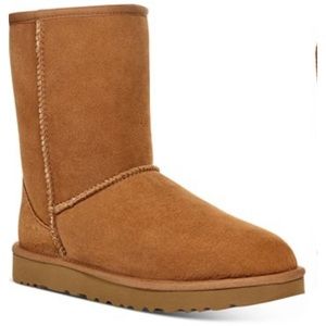 Ugg | Women’s Classic II Short Boot